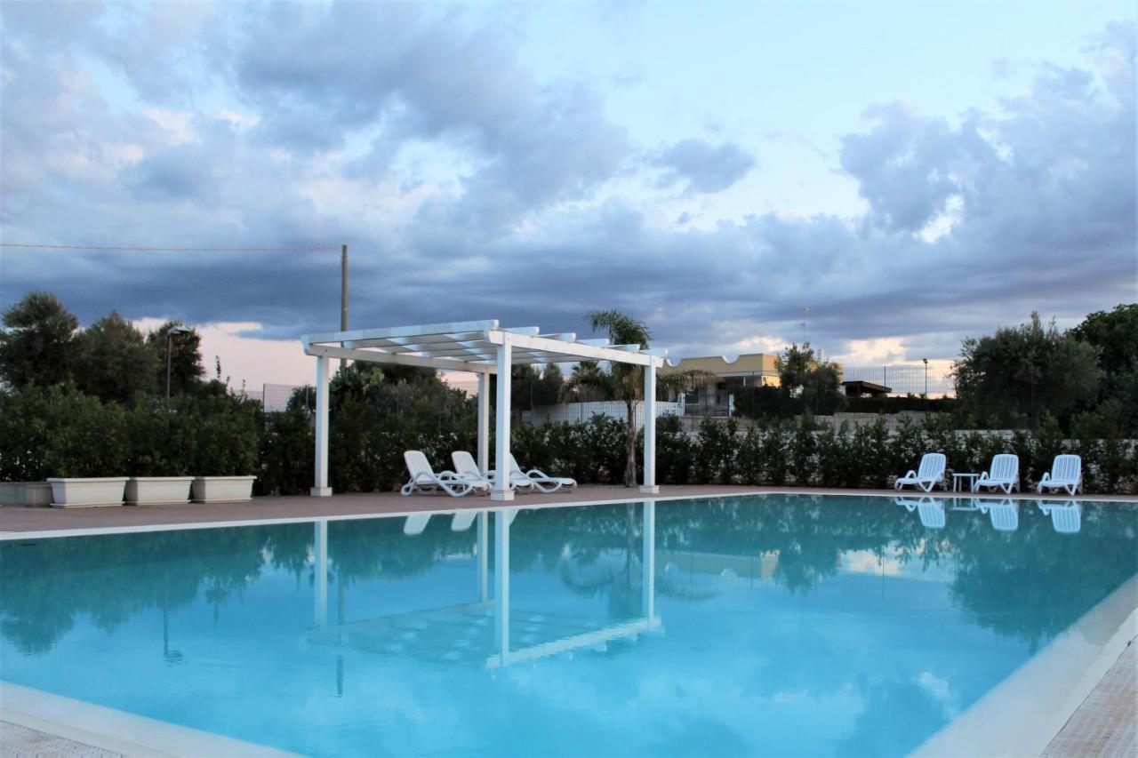 Villa Maria - Apartments In Villa With Pool Polignano a Mare Zewnętrze zdjęcie
